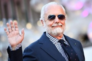 乐鱼app官网-那不勒斯夏窗总结：流水的主帅经理，铁打的德佬