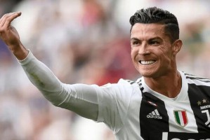 乐鱼app官方网站-C罗胜诉尤文无权追回980万欧元|克里斯蒂亚诺·罗纳尔多|尤文图斯|ESPN|葡萄牙|都灵_新浪体育_新浪新闻