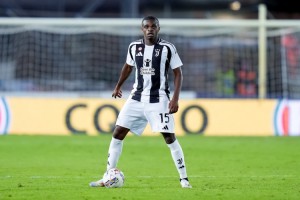 卡卢卢：现在踢得有多开心？不喜欢跟之前比较，但感觉我们更强了