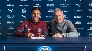 19岁雷斯转会曼城 他能适应吗？他能踢出名堂吗？