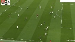 乐鱼app官网-【西甲】塞维利亚1比2巴萨 莱万、费尔明破门