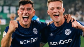 上赛季黑马再爆冷！德国杯首轮比勒菲尔德淘汰不莱梅晋级